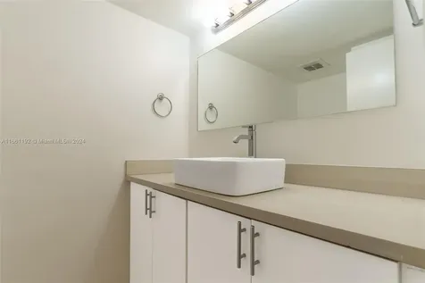 20350 W Country Club Drive Aventura FL 33180
