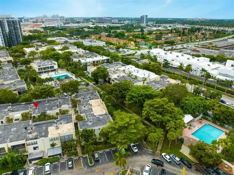 20350 W Country Club Drive Aventura FL 33180