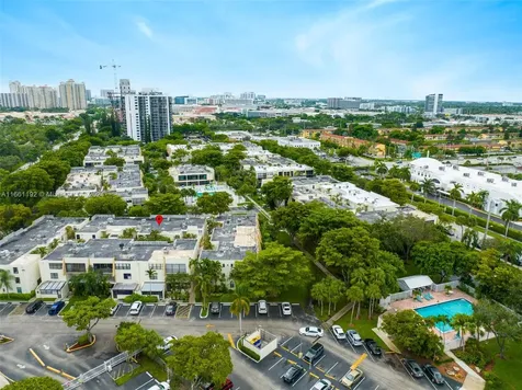 20350 W Country Club Drive Aventura FL 33180