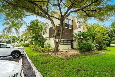 20350 W Country Club Drive Aventura FL 33180