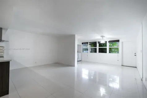 20350 W Country Club Drive Aventura FL 33180