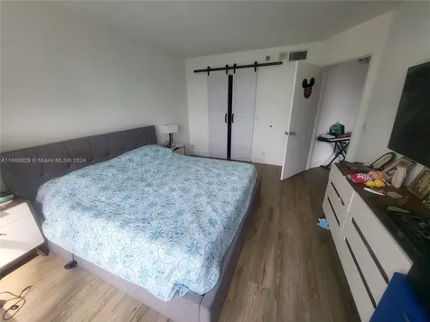 3400 NE 192nd Street Aventura FL 33180