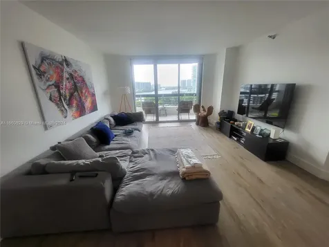 3400 NE 192nd Street Aventura FL 33180