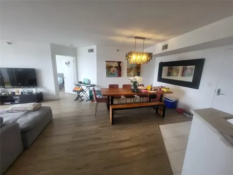 3400 NE 192nd Street Aventura FL 33180