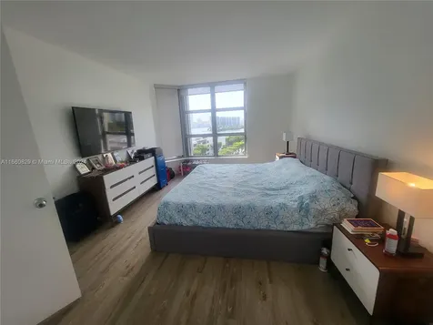 3400 NE 192nd Street Aventura FL 33180