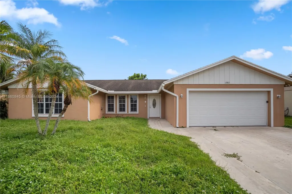 1282 Wyndcliff Drive Wellington FL 33414