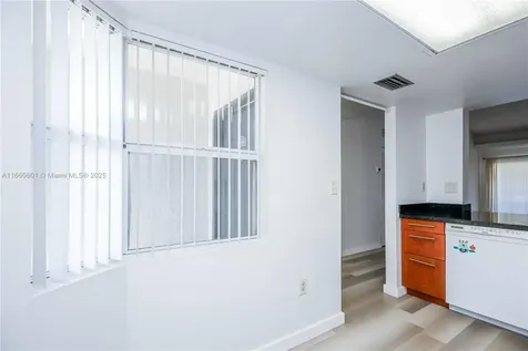 446 SW 113th Way Pembroke Pines FL 33025