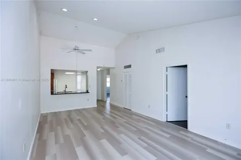 446 SW 113th Way Pembroke Pines FL 33025