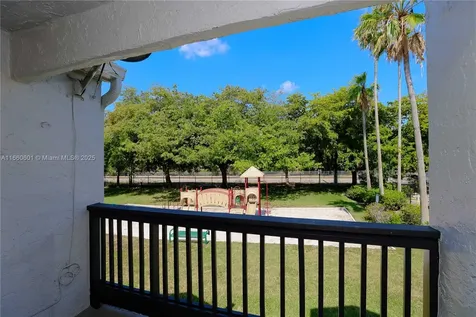 446 SW 113th Way Pembroke Pines FL 33025