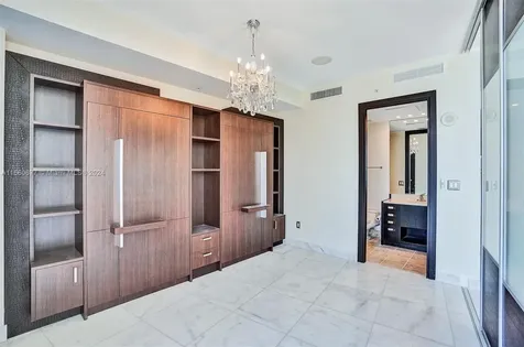 18201 Collins Avenue Sunny Isles Beach FL 33160