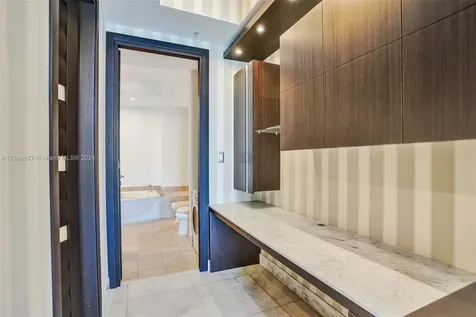 18201 Collins Avenue Sunny Isles Beach FL 33160