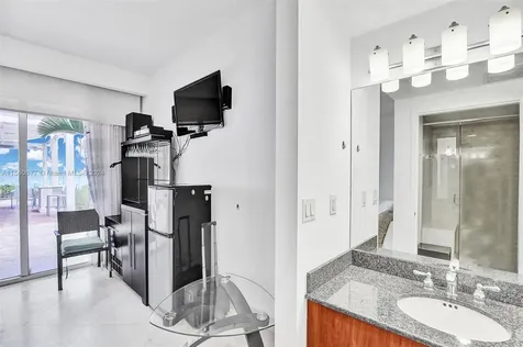 18201 Collins Avenue Sunny Isles Beach FL 33160