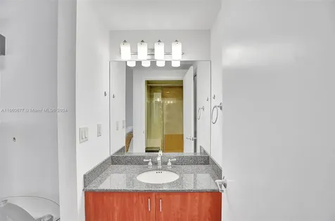 18201 Collins Avenue Sunny Isles Beach FL 33160