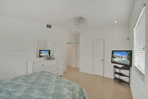1910 N Hibiscus Drive North Miami FL 33181