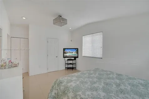 1910 N Hibiscus Drive North Miami FL 33181