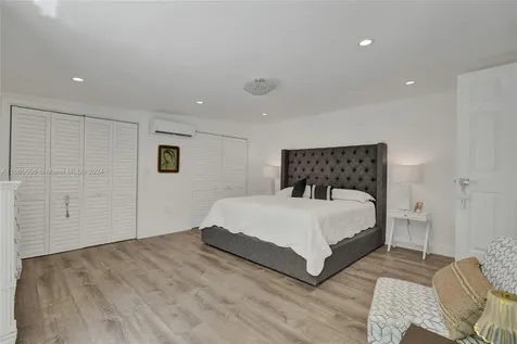 1910 N Hibiscus Drive North Miami FL 33181