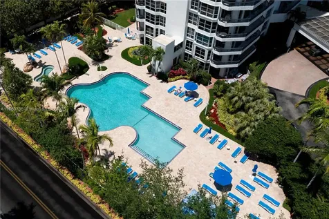 3500 Mystic Pointe Drive Aventura FL 33180
