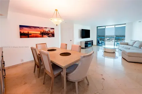 3500 Mystic Pointe Drive Aventura FL 33180