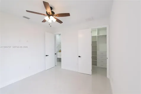 1528 SW 15th Avenue Cape Coral FL 33991