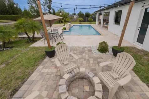 1528 SW 15th Avenue Cape Coral FL 33991