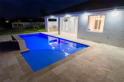 1528 SW 15th Avenue Cape Coral FL 33991