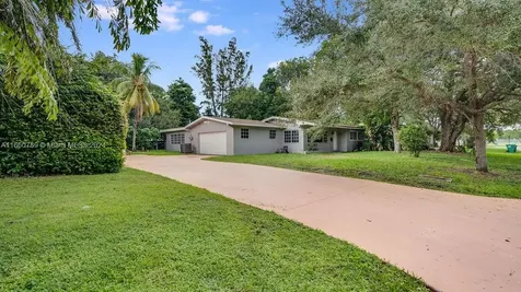 7425 SW 126th Street Pinecrest FL 33156
