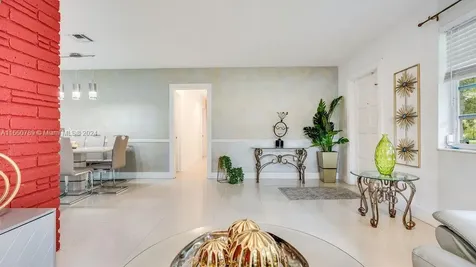 7425 SW 126th Street Pinecrest FL 33156