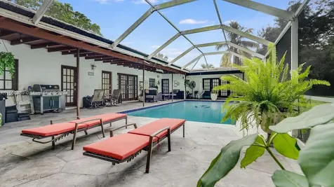 7425 SW 126th Street Pinecrest FL 33156