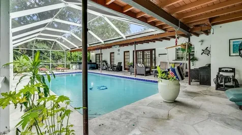 7425 SW 126th Street Pinecrest FL 33156