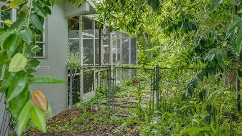 7425 SW 126th Street Pinecrest FL 33156
