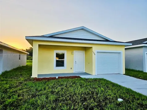 1439 Las Villas Boulevard Sebring FL 33870