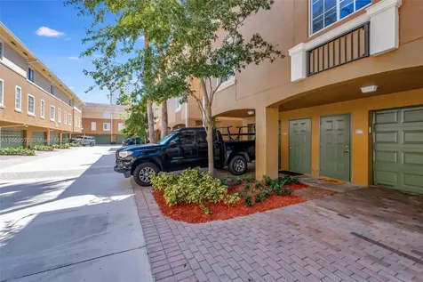 2965 NE 185th Street Aventura FL 33180