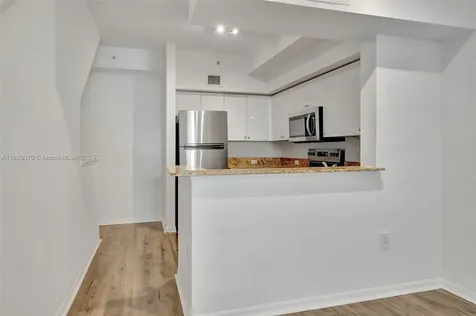 2965 NE 185th Street Aventura FL 33180