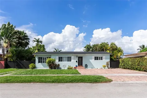 9315 SW 44th Street Miami FL 33165