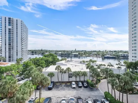 20281 E Country Club Drive Aventura FL 33180