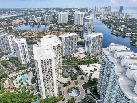 20281 E Country Club Drive Aventura FL 33180