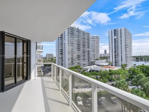 20281 E Country Club Drive Aventura FL 33180