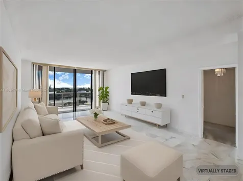 20281 E Country Club Drive Aventura FL 33180