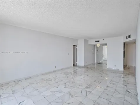 20281 E Country Club Drive Aventura FL 33180