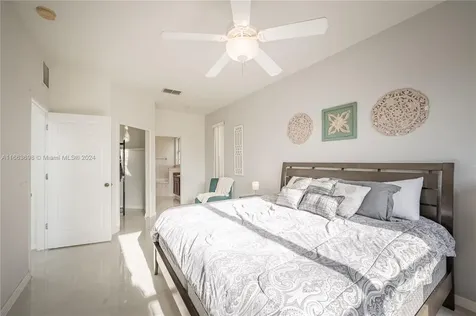 1073 Tourmaline Drive Kissimmee FL 34746
