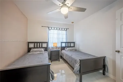 1073 Tourmaline Drive Kissimmee FL 34746