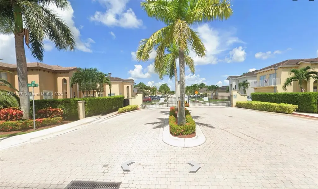 4273 NE 16th Street Homestead FL 33033