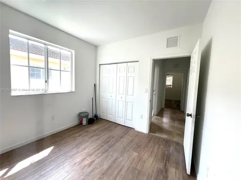 4273 NE 16th Street Homestead FL 33033