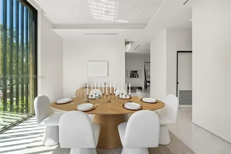 4430 Nautilus Drive Miami Beach FL 33140