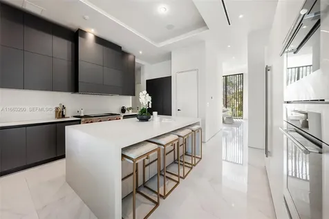 4430 Nautilus Drive Miami Beach FL 33140