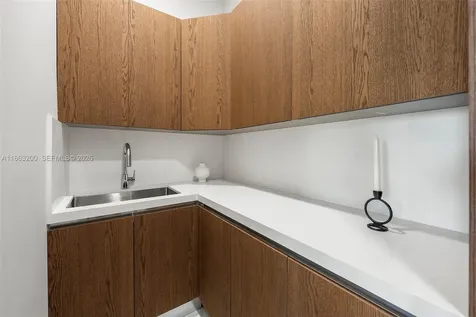4430 Nautilus Drive Miami Beach FL 33140