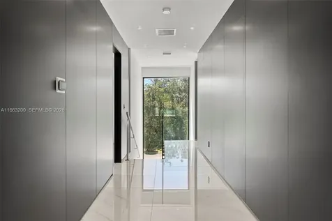 4430 Nautilus Drive Miami Beach FL 33140