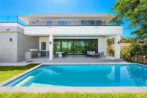 4430 Nautilus Drive Miami Beach FL 33140