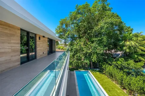 4430 Nautilus Drive Miami Beach FL 33140