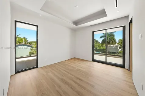 4430 Nautilus Drive Miami Beach FL 33140